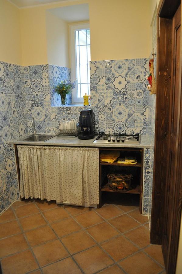 Bed and Breakfast L'Antico Giardino Виетри Экстерьер фото