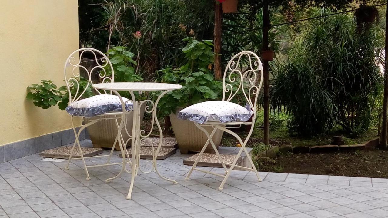 Bed and Breakfast L'Antico Giardino Виетри Экстерьер фото