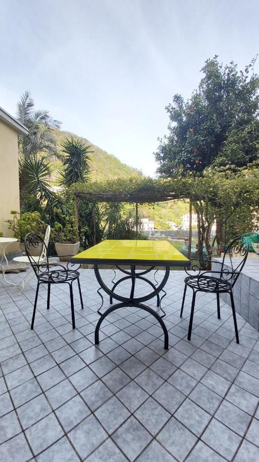 Bed and Breakfast L'Antico Giardino Виетри Экстерьер фото